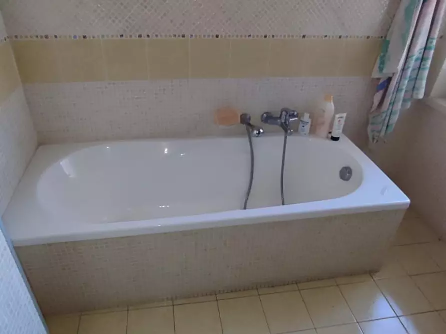 Immagine 53 di Appartamento in vendita  a Giardini-Naxos