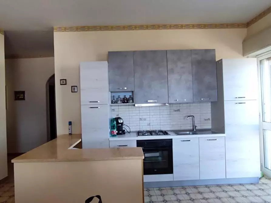 Immagine 21 di Appartamento in vendita  a Giardini-Naxos