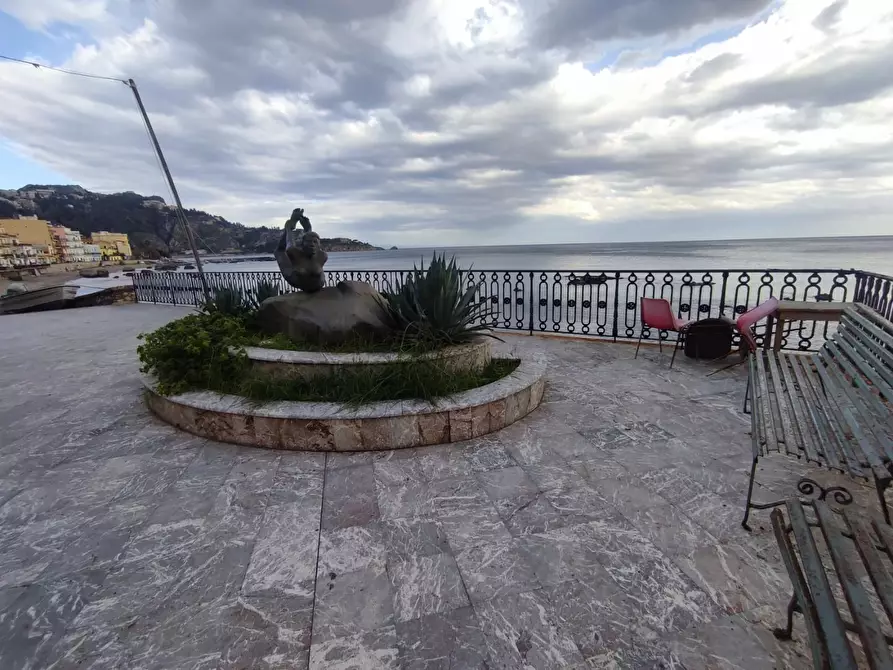 Immagine 63 di Appartamento in vendita  a Giardini-Naxos
