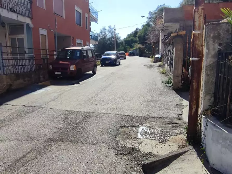 Immagine 59 di Appartamento in vendita  a Giardini-Naxos