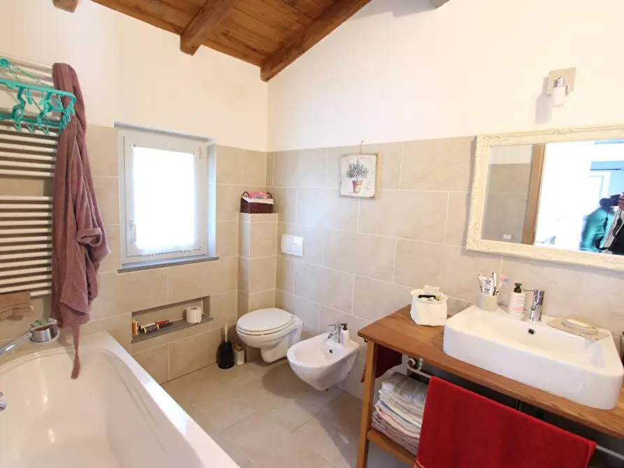 Immagine 32 di Casa indipendente in vendita  a Aulla