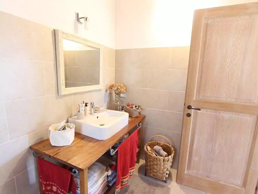 Immagine 31 di Casa indipendente in vendita  a Aulla