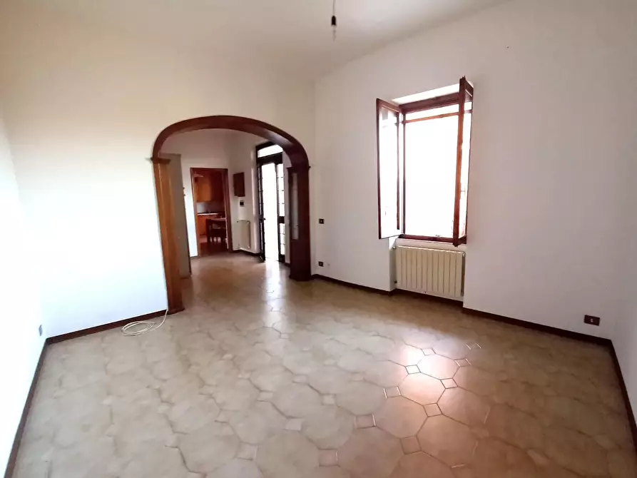 Immagine 1 di Casa bifamiliare in vendita  a Castelnuovo Magra