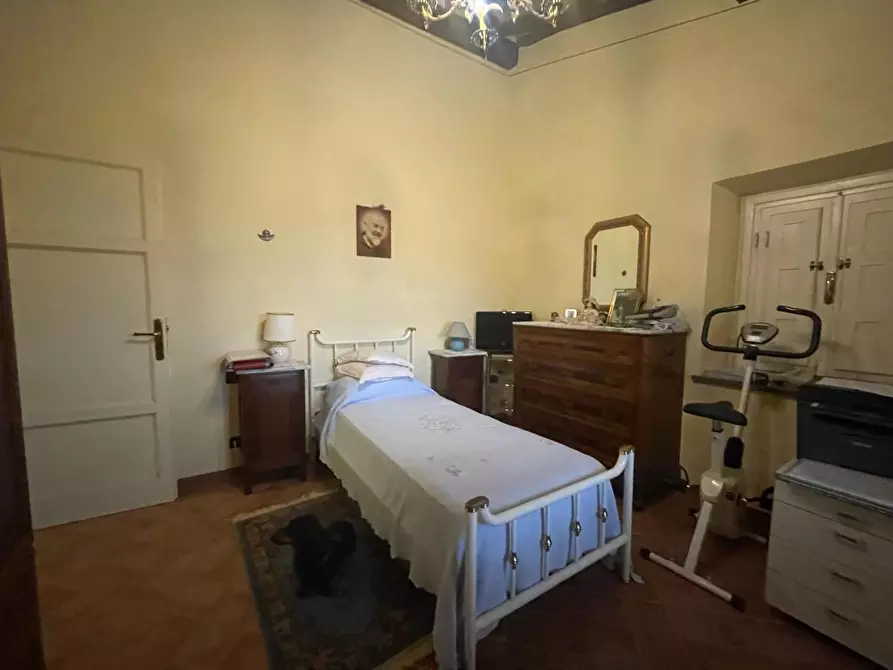 Immagine 26 di Casa semindipendente in vendita  a Lucca