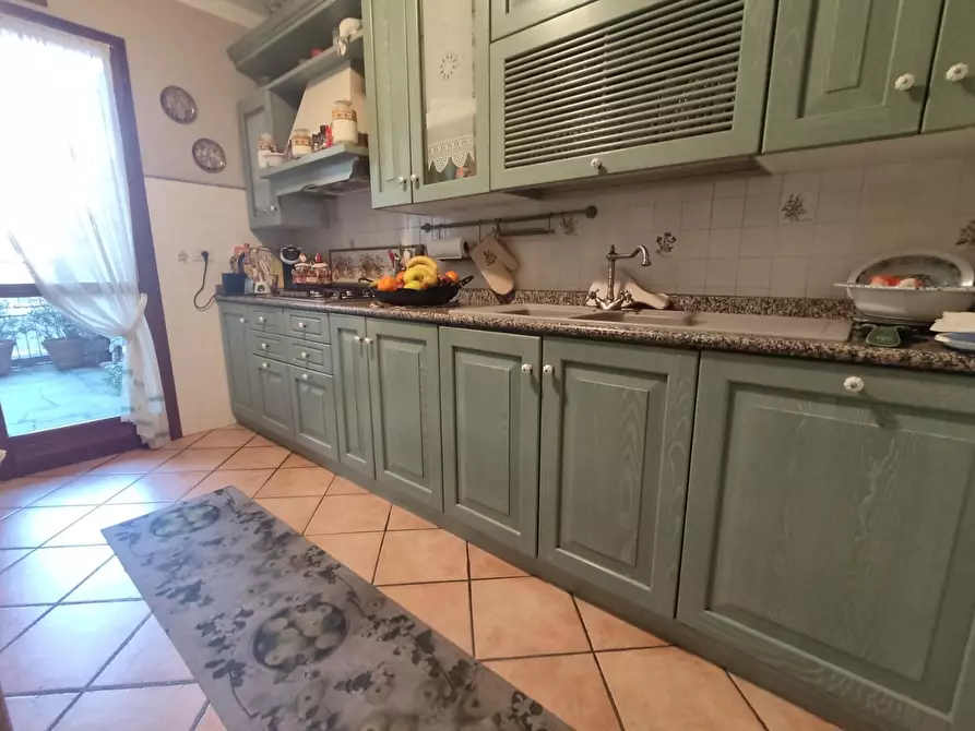 Immagine 3 di Casa bifamiliare in vendita  a Seravezza