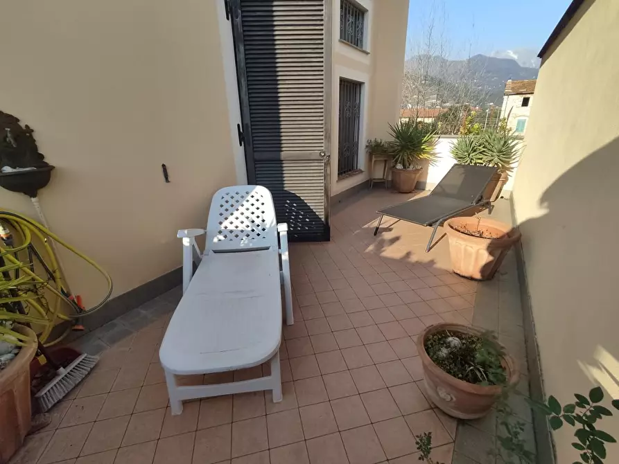 Immagine 14 di Casa bifamiliare in vendita  a Seravezza