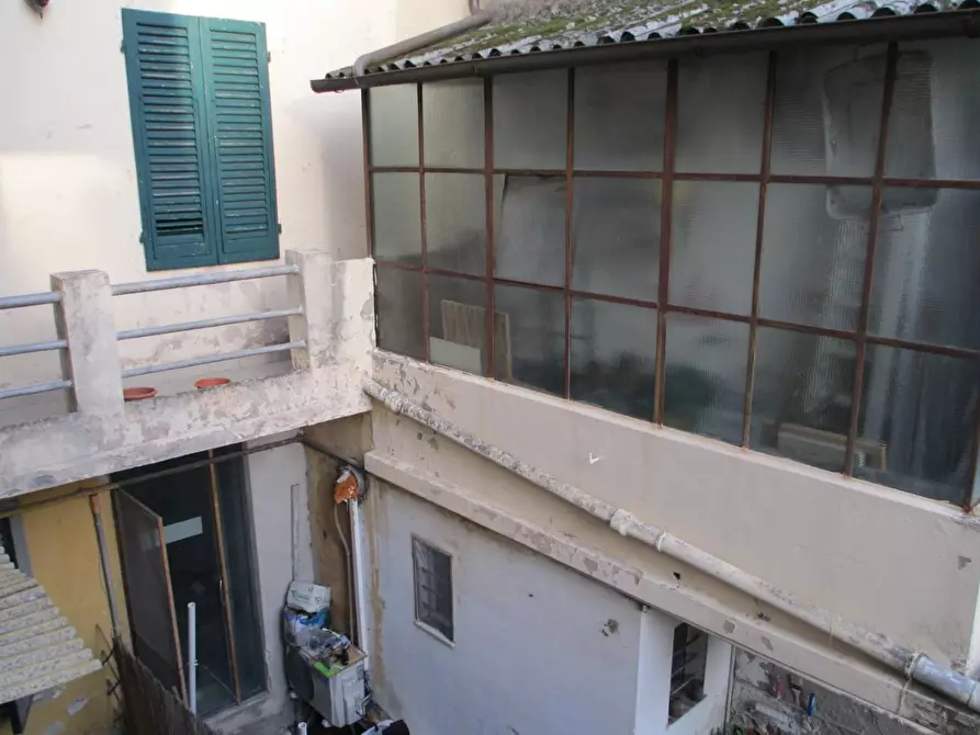 Immagine 7 di Appartamento in vendita  a Pisa