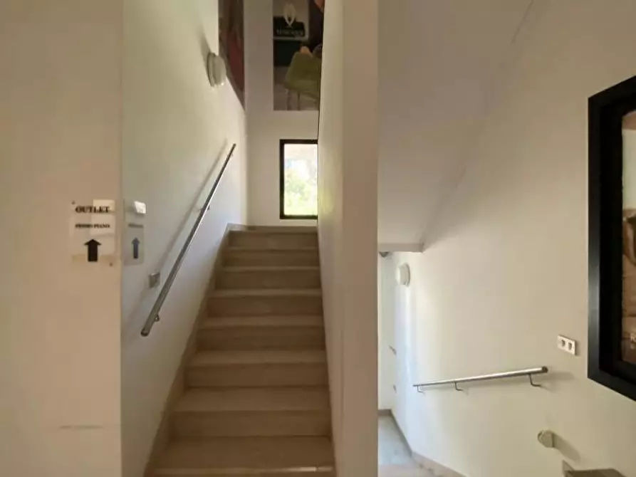 Immagine 6 di Ufficio in affitto  a San Miniato