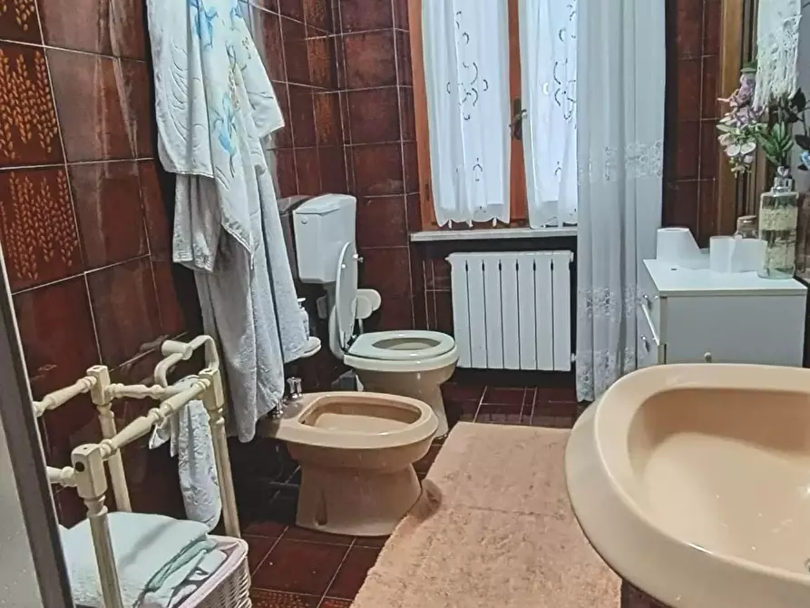 Immagine 13 di Casa bifamiliare in vendita  a Carrara