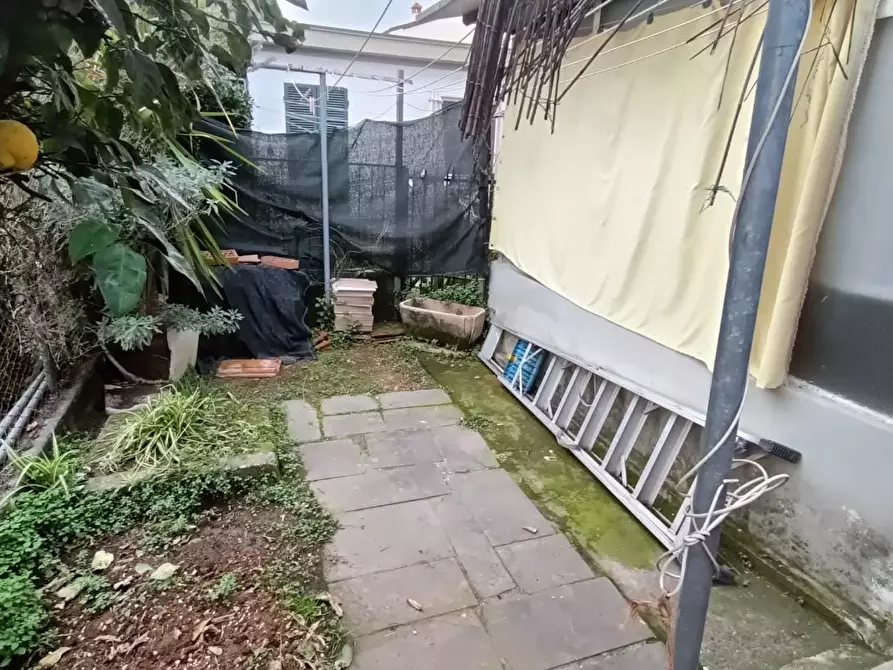 Immagine 17 di Casa bifamiliare in vendita  a Carrara