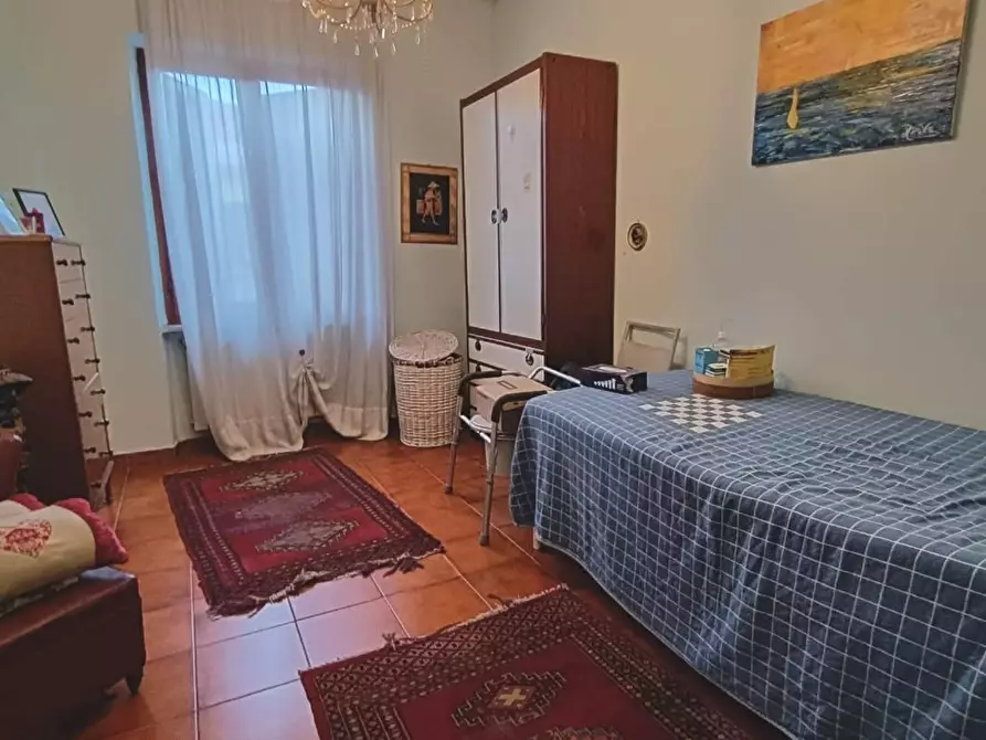 Immagine 11 di Casa bifamiliare in vendita  a Carrara