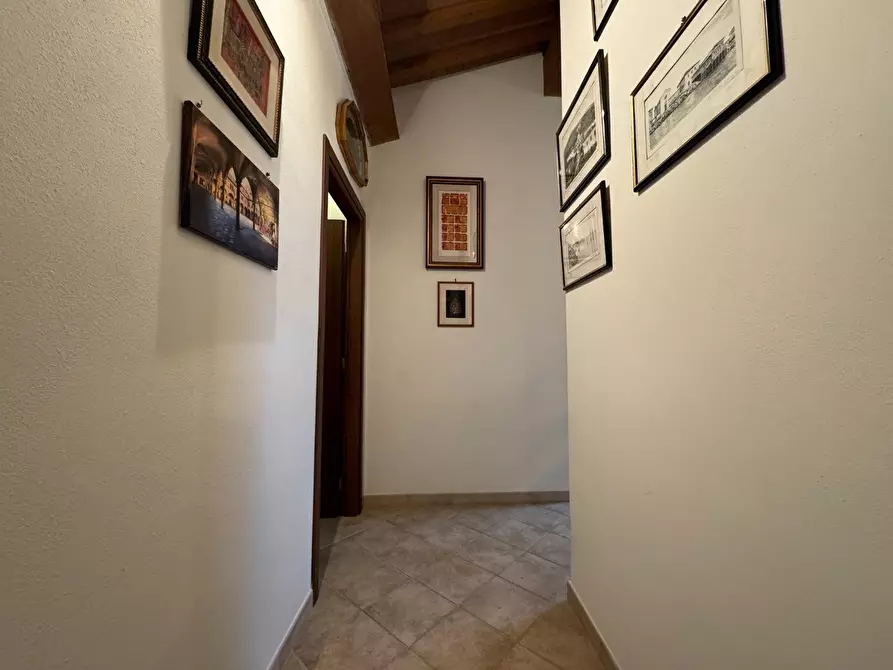 Immagine 7 di Appartamento in vendita  a Cascina