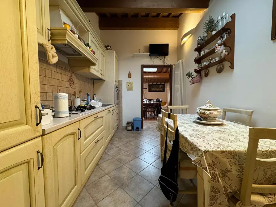 Immagine 5 di Appartamento in vendita  a Cascina