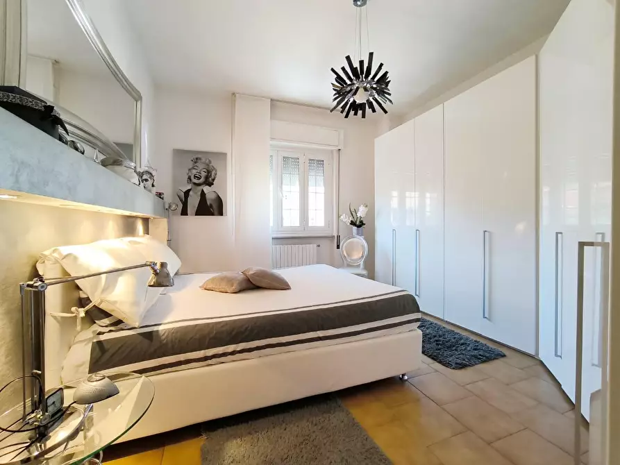 Immagine 5 di Casa bifamiliare in vendita  a Carrara