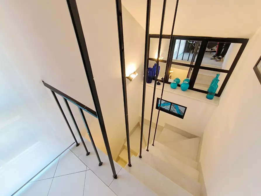 Immagine 20 di Casa bifamiliare in vendita  a Carrara