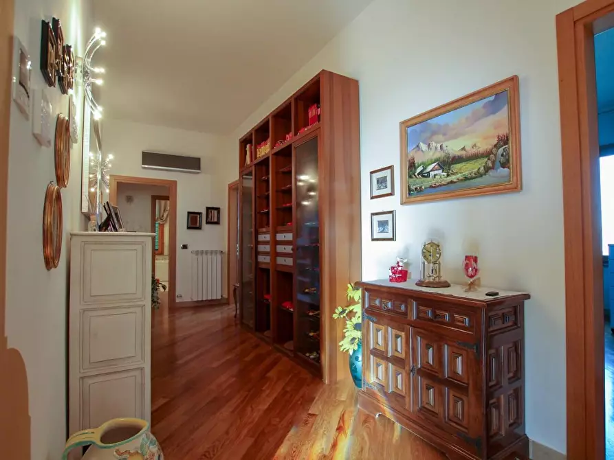 Immagine 27 di Casa colonica in vendita  a Cerreto Guidi