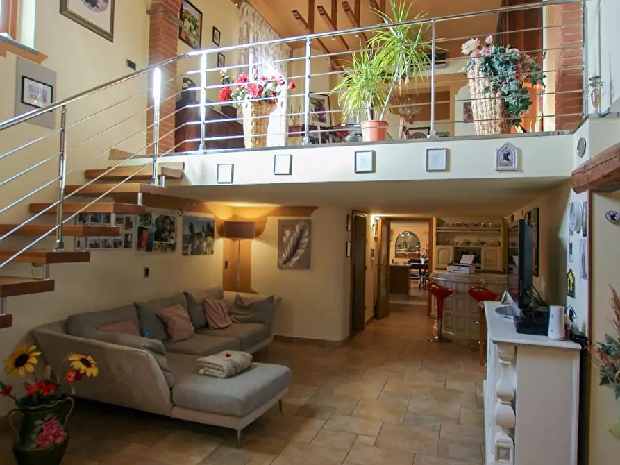 Immagine 13 di Casa colonica in vendita  a Cerreto Guidi