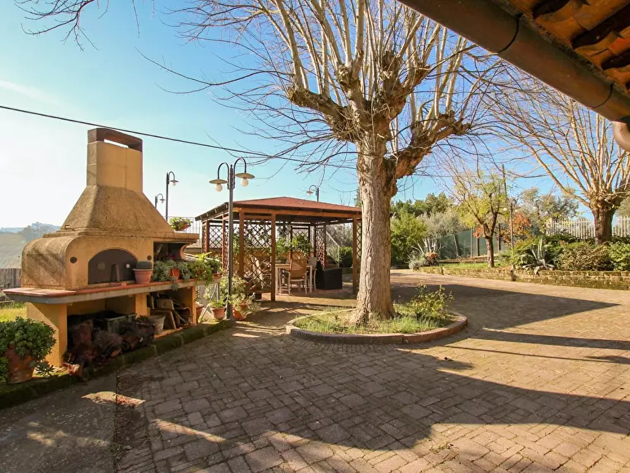 Immagine 39 di Casa colonica in vendita  a Cerreto Guidi