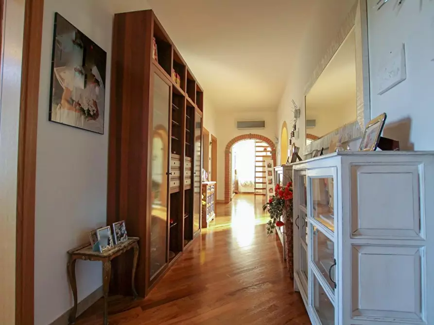 Immagine 31 di Casa colonica in vendita  a Cerreto Guidi