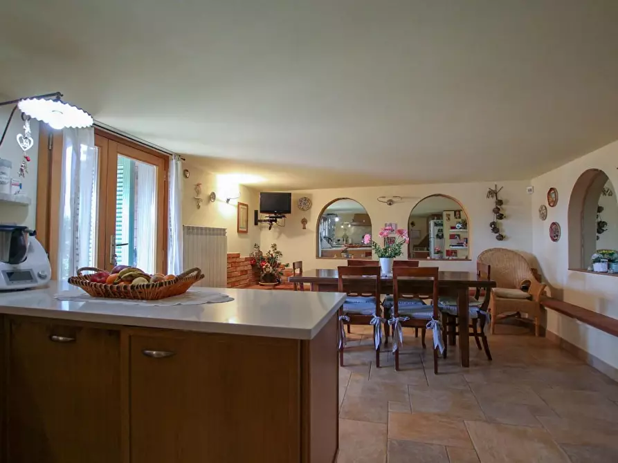 Immagine 16 di Casa colonica in vendita  a Cerreto Guidi