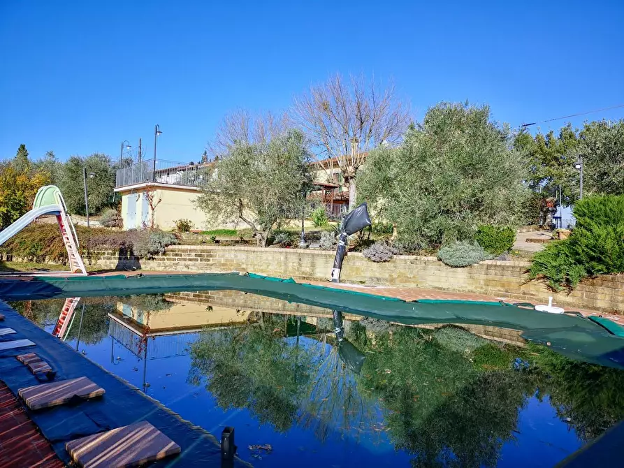 Immagine 4 di Casa colonica in vendita  a Cerreto Guidi