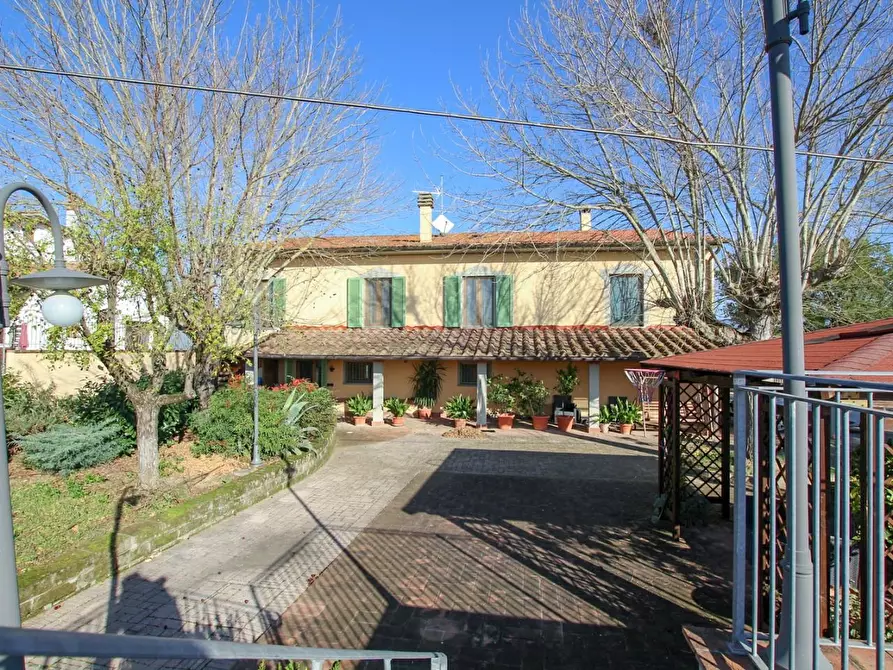 Immagine 34 di Casa colonica in vendita  a Cerreto Guidi