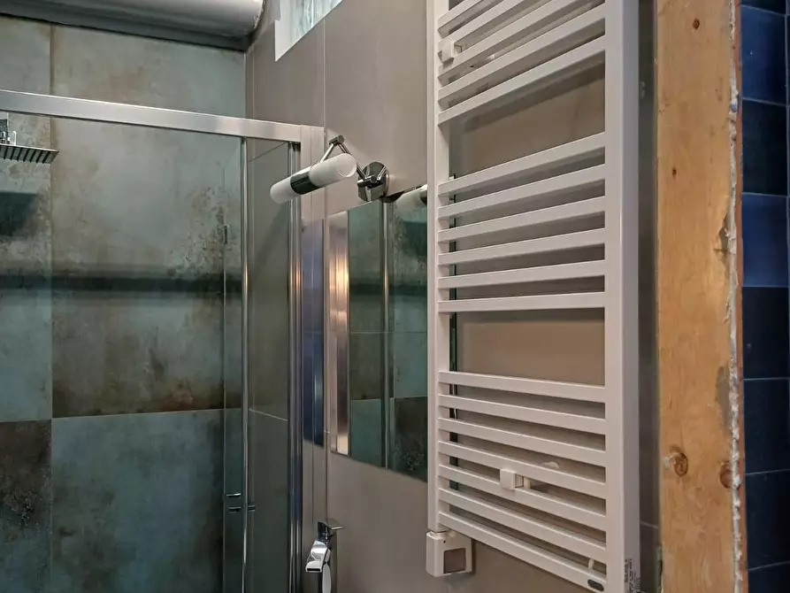 Immagine 4 di Locale commerciale in affitto  a Pisa