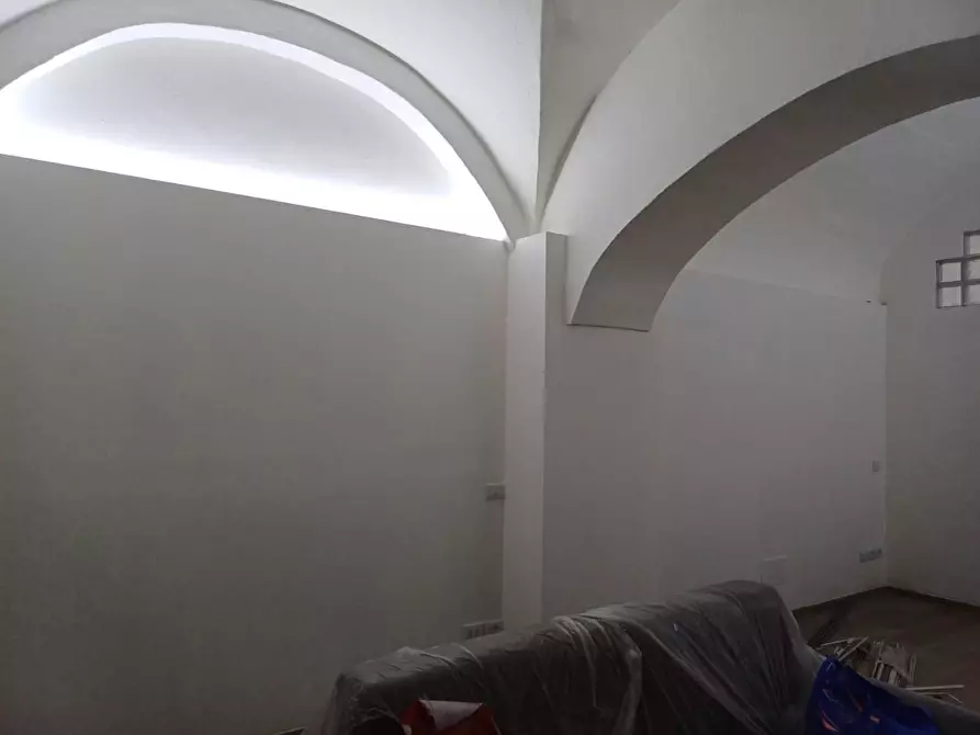 Immagine 3 di Locale commerciale in affitto  a Pisa