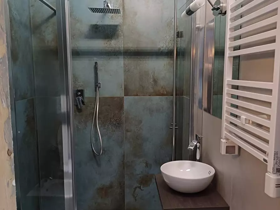 Immagine 6 di Locale commerciale in affitto  a Pisa