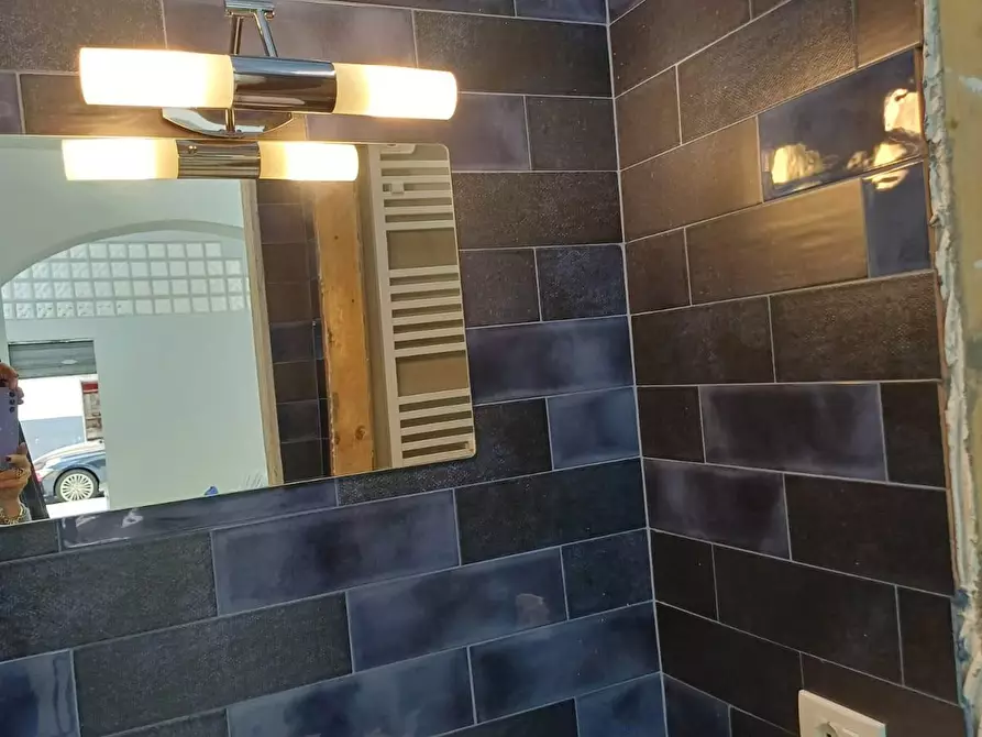 Immagine 7 di Locale commerciale in affitto  a Pisa