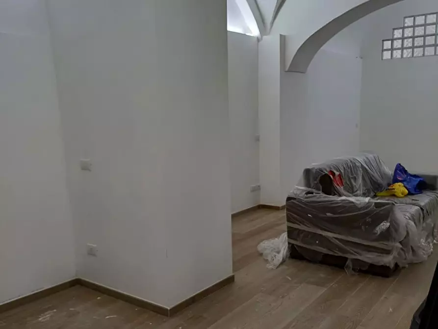 Immagine 10 di Locale commerciale in affitto  a Pisa