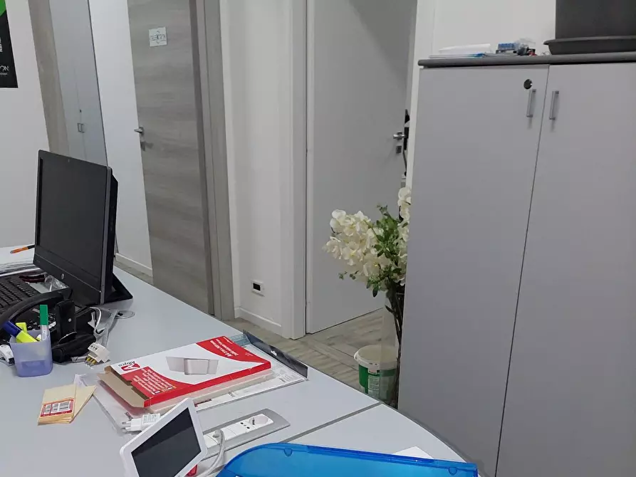 Immagine 2 di Magazzino in vendita  a Montopoli In Val D'arno