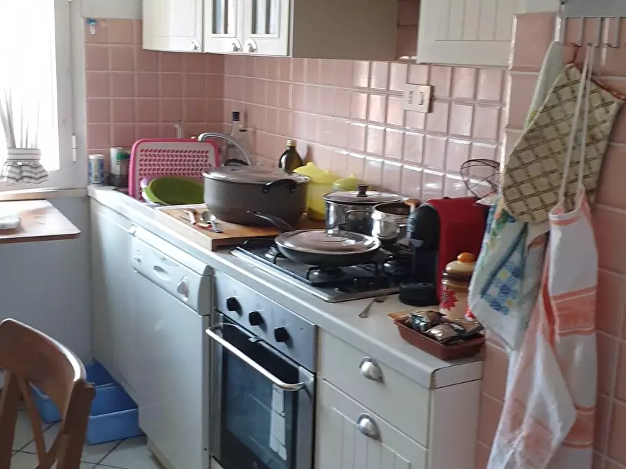 Immagine 5 di Appartamento in vendita  a Viareggio