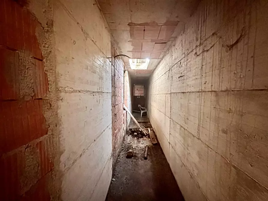 Immagine 8 di Casa indipendente in vendita  a Seravezza