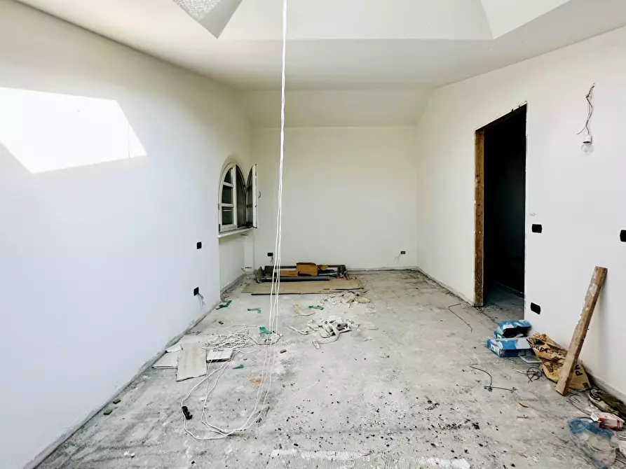 Immagine 14 di Villetta a schiera in vendita  a Seravezza