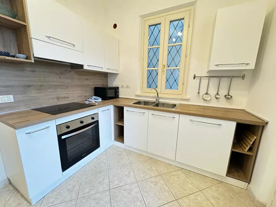 Immagine 3 di Appartamento in affitto  a Forte Dei Marmi