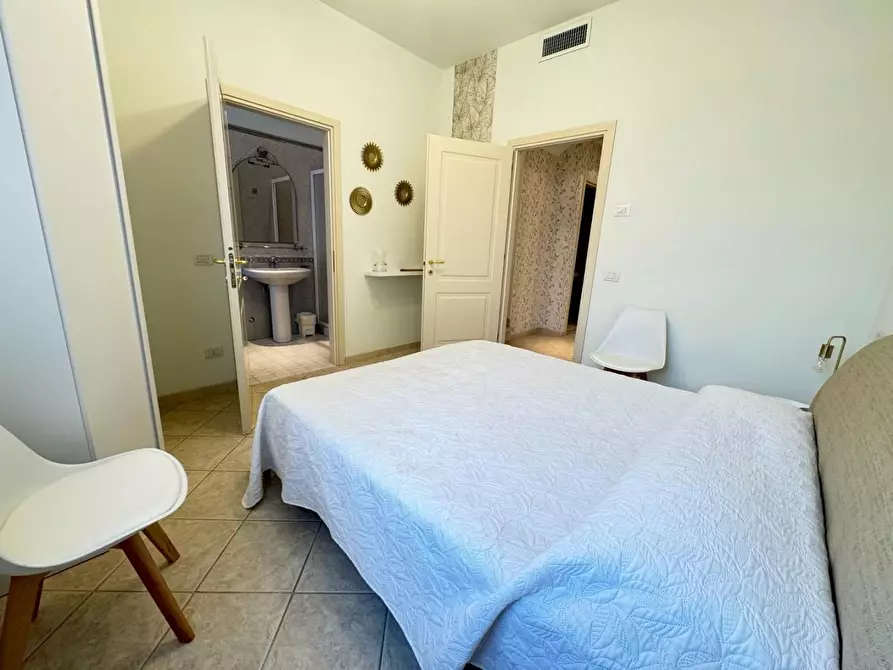 Immagine 10 di Appartamento in affitto  a Forte Dei Marmi