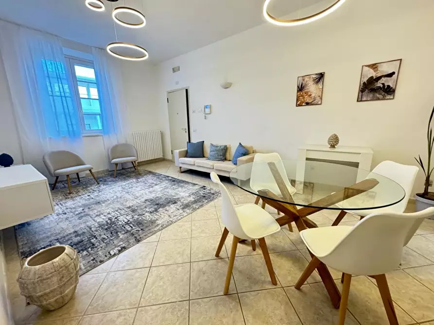 Immagine 2 di Appartamento in affitto  a Forte Dei Marmi