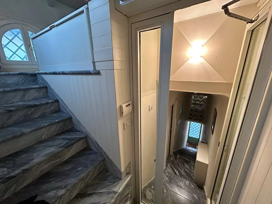 Immagine 20 di Appartamento in affitto  a Forte Dei Marmi