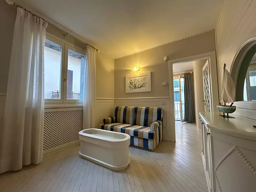 Immagine 3 di Appartamento in affitto  a Forte Dei Marmi