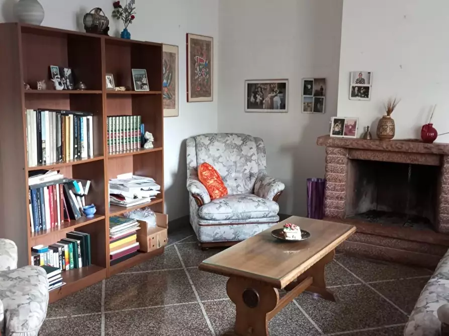 Immagine 2 di Villa in vendita  a San Miniato