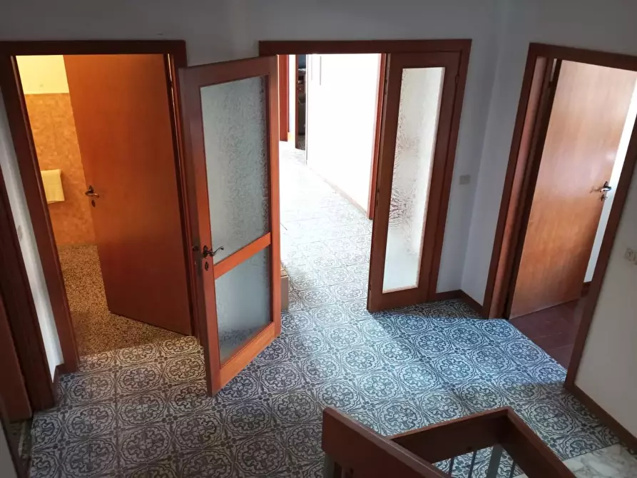 Immagine 26 di Villa in vendita  a San Miniato