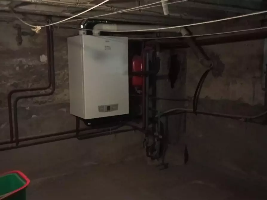 Immagine 33 di Villa in vendita  a San Miniato