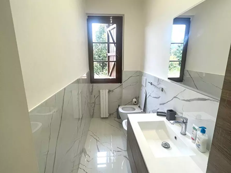 Immagine 10 di Casa bifamiliare in affitto  a Forte Dei Marmi