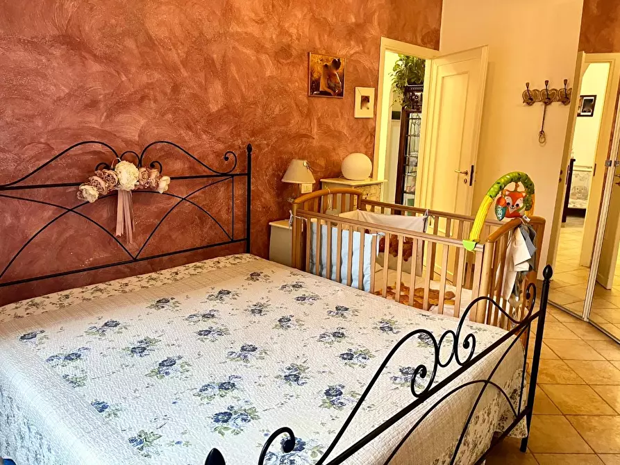 Immagine 8 di Appartamento in vendita  a Massa