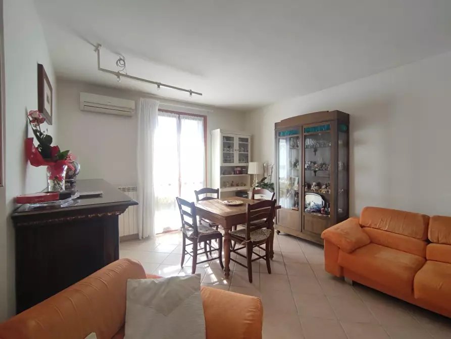 Immagine 4 di Appartamento in vendita  a Fucecchio