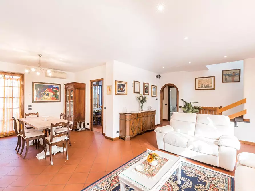 Immagine 6 di Casa bifamiliare in affitto  a Forte Dei Marmi