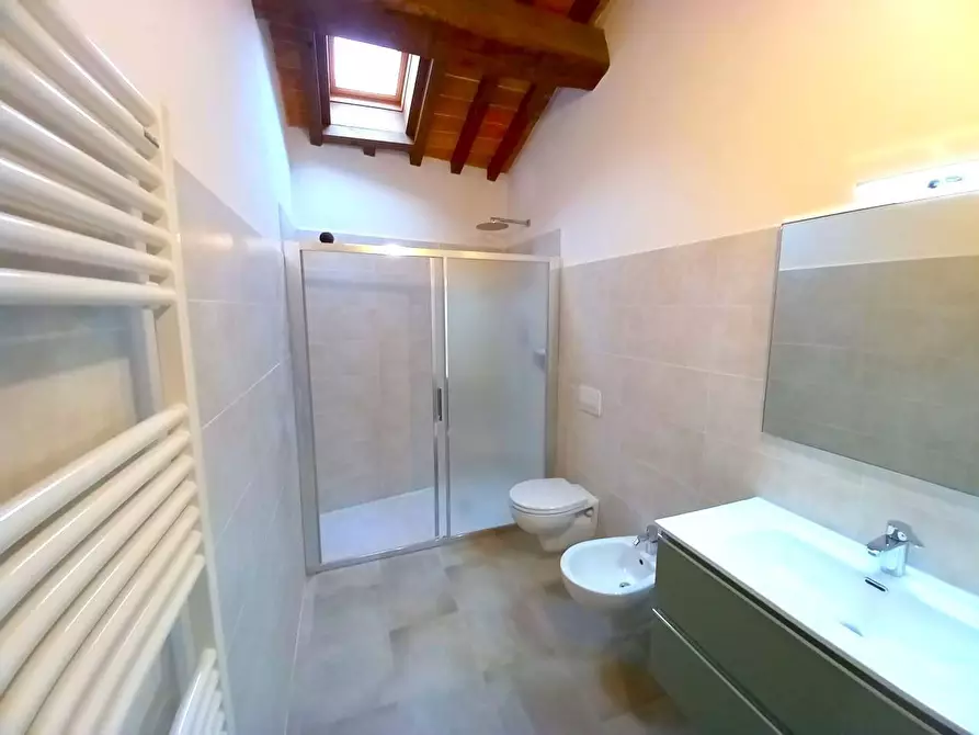 Immagine 12 di Appartamento in vendita  a Vecchiano