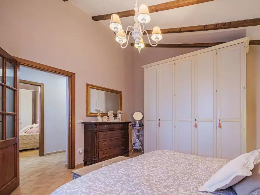 Immagine 13 di Rustico / casale in vendita  a Crespina Lorenzana