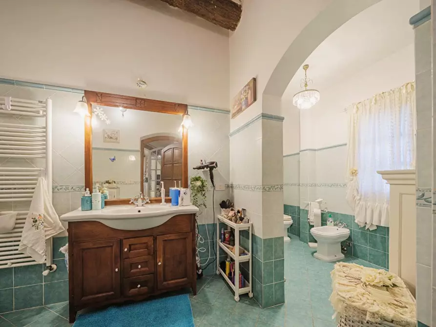 Immagine 28 di Rustico / casale in vendita  a Crespina Lorenzana